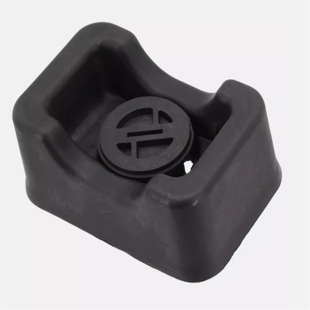Car Jack Pad Under Car Body Su - đánh giá và giá Car Accessories Under 200